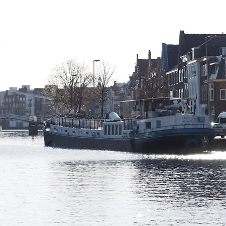 Hotell Hotelboat Allure