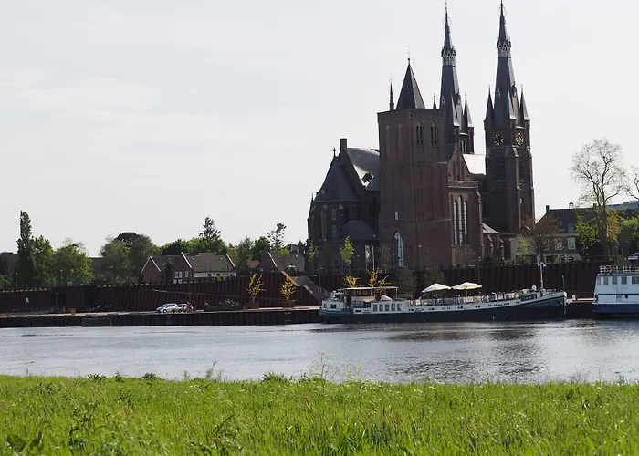 Hotelboat Allure Hotell