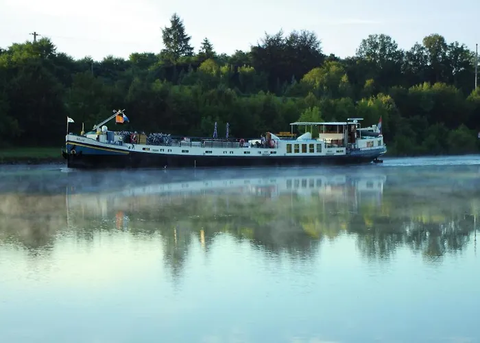 Hotell Hotelboat Allure